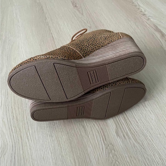 NWT Toms Tan Mini Cheetah Suede Wedges - Picture 5 of 5